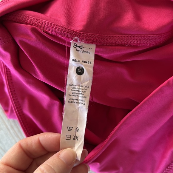 Bright Pink Gold Hinge pleaded athletic skirt size XS - Picture 6 of 6